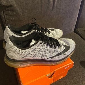 Nike Air Max 2016 sz.12 Black and White
